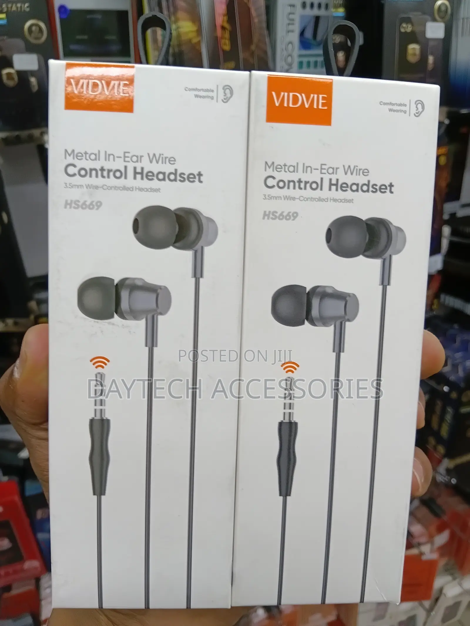 Vidvie HS669 Metal in-Ear Wired Earphones Premium Sound and Control