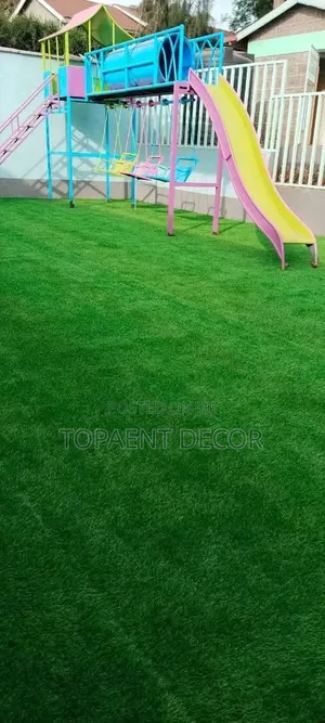 Durable Outdoor Grass Carpets for Kids Playing Area