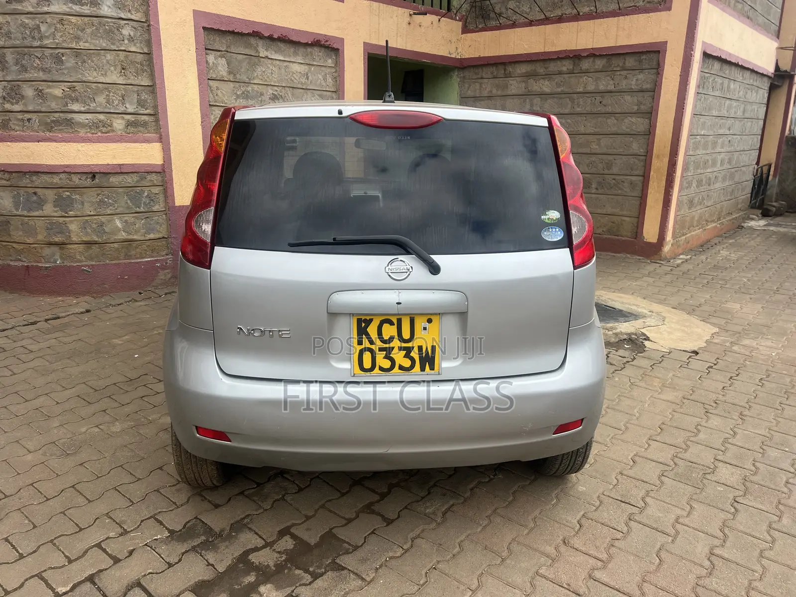 Nissan Note 1.6 Petrol 2012 Silver