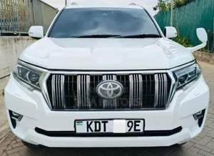 Toyota Land Cruiser Prado 2018 White