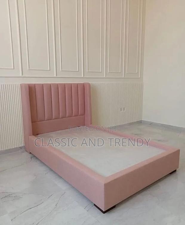 Blush 4x6 Pink Bed