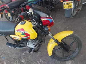 Bajaj Boxer 125 2025 Yellow