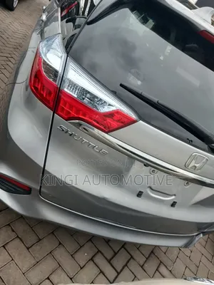 Honda Fit Shuttle 2020 Silver
