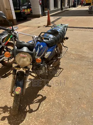 TVS HLX 125 2013 Blue