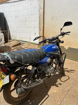 TVS HLX 125 2013 Blue