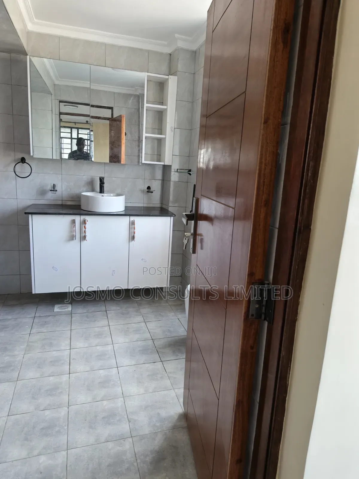 5bdrm Maisonette in Kamakis for rent