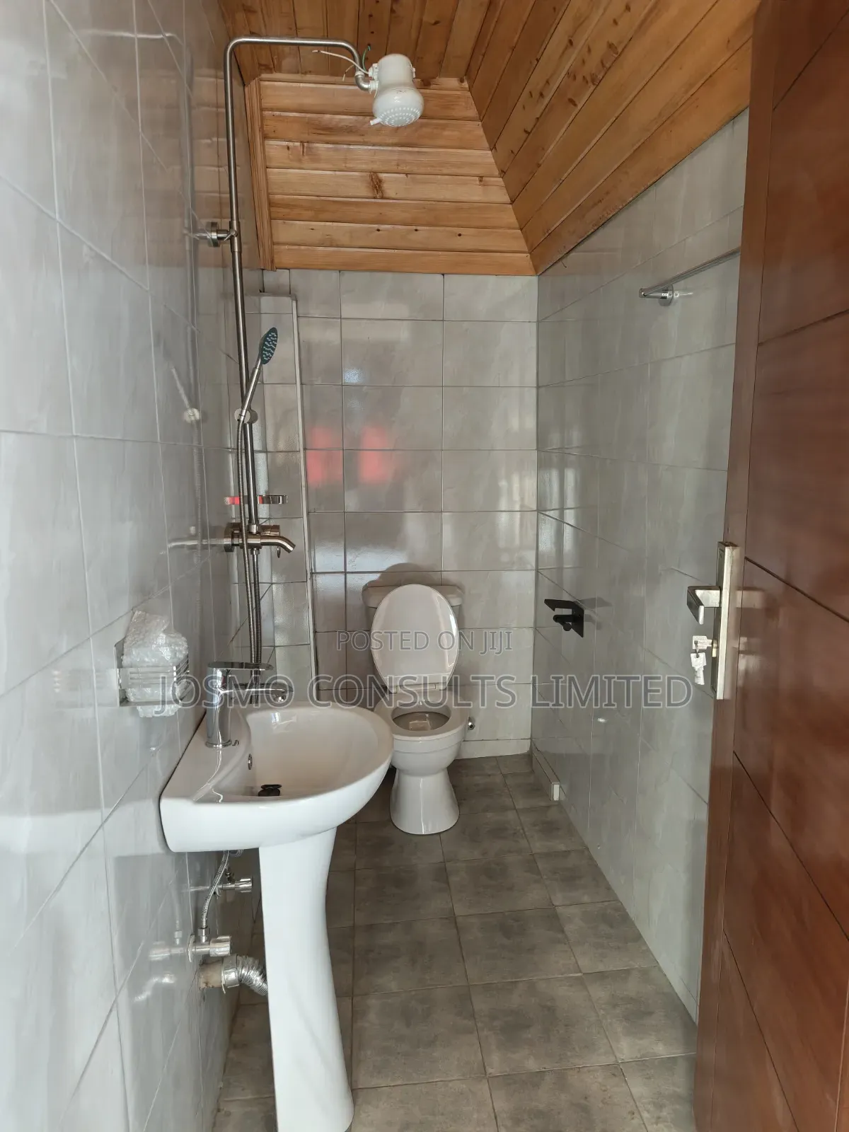 5bdrm Maisonette in Kamakis for rent