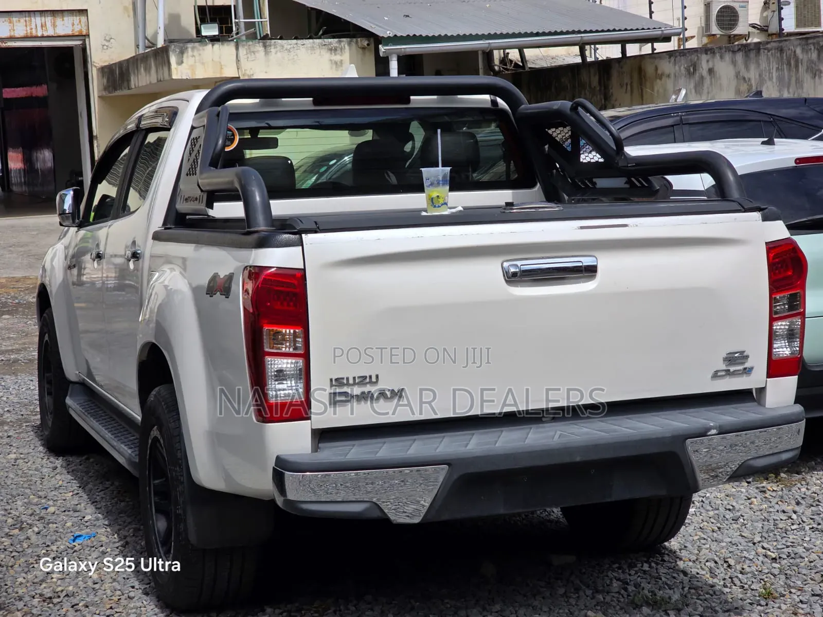Isuzu D-MAX 2018 White