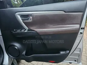 Toyota Fortuner 2.8 D AWD 2017 Silver