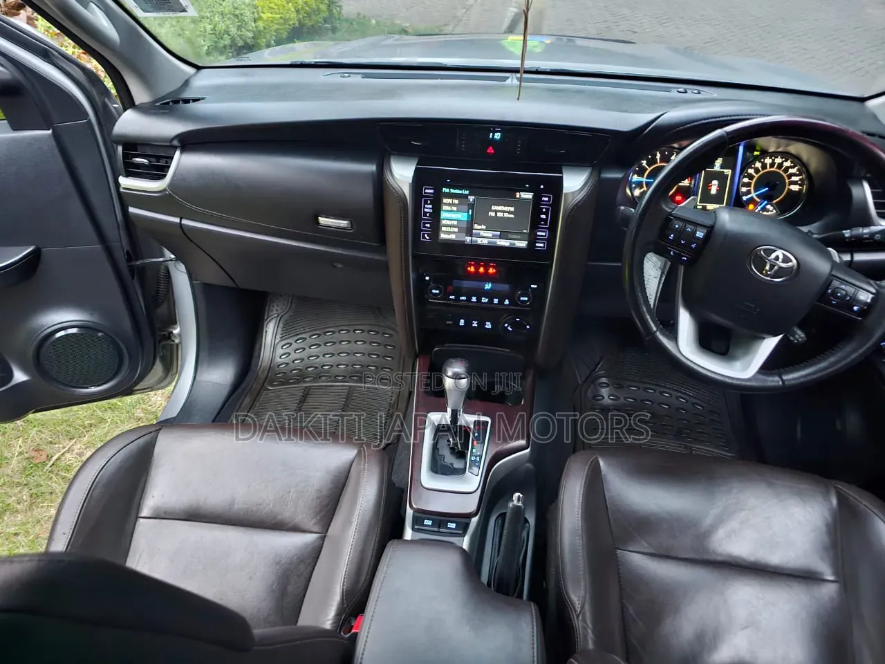 Toyota Fortuner 2.8 D AWD 2017 Silver