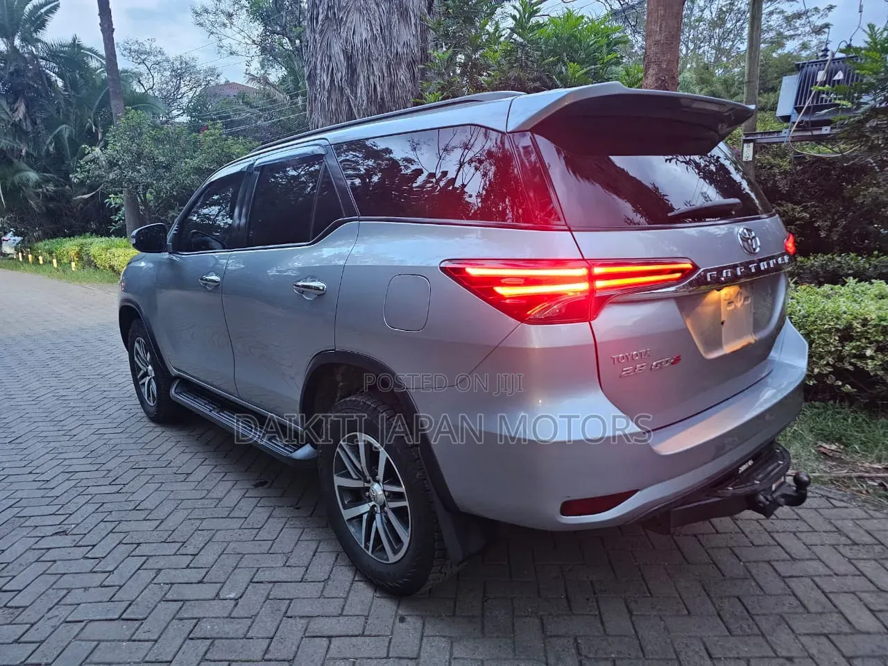 Toyota Fortuner 2.8 D AWD 2017 Silver
