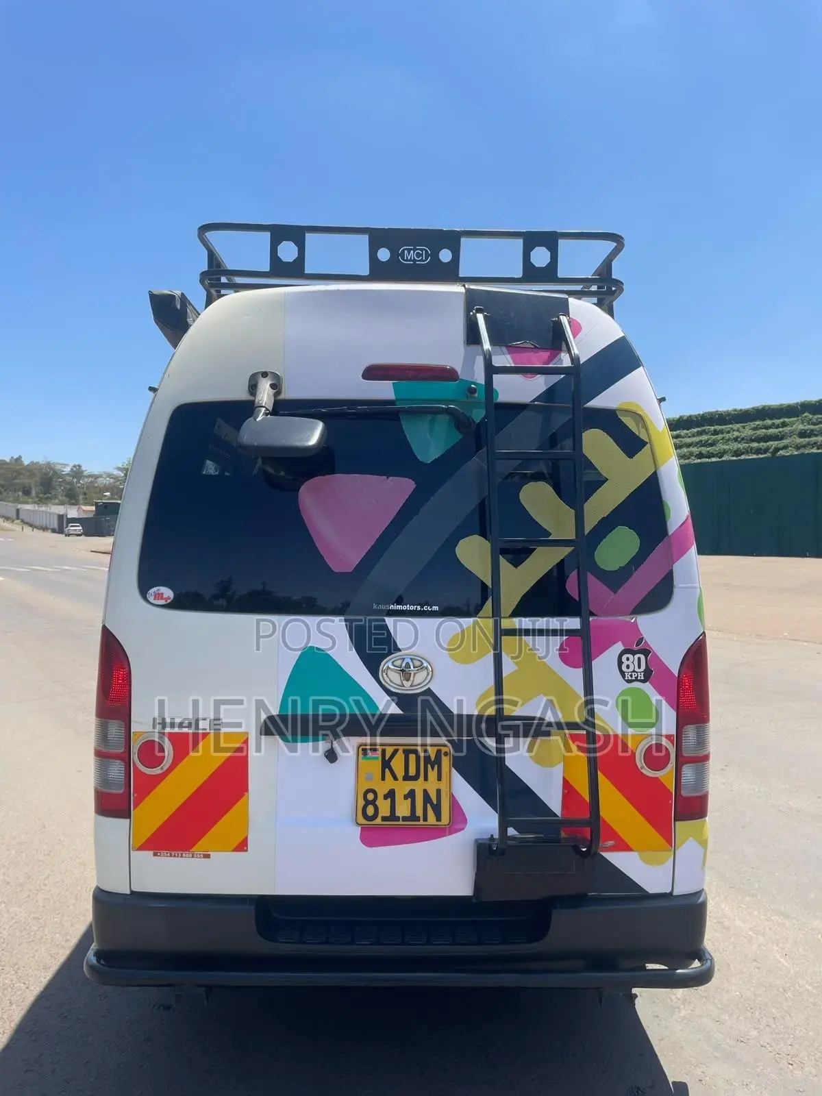 Toyota HiAce 2016 White