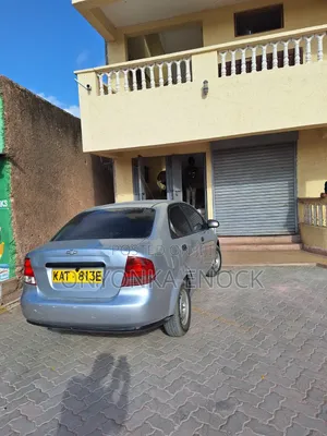 Chevrolet Aveo Sedan 2004 Silver