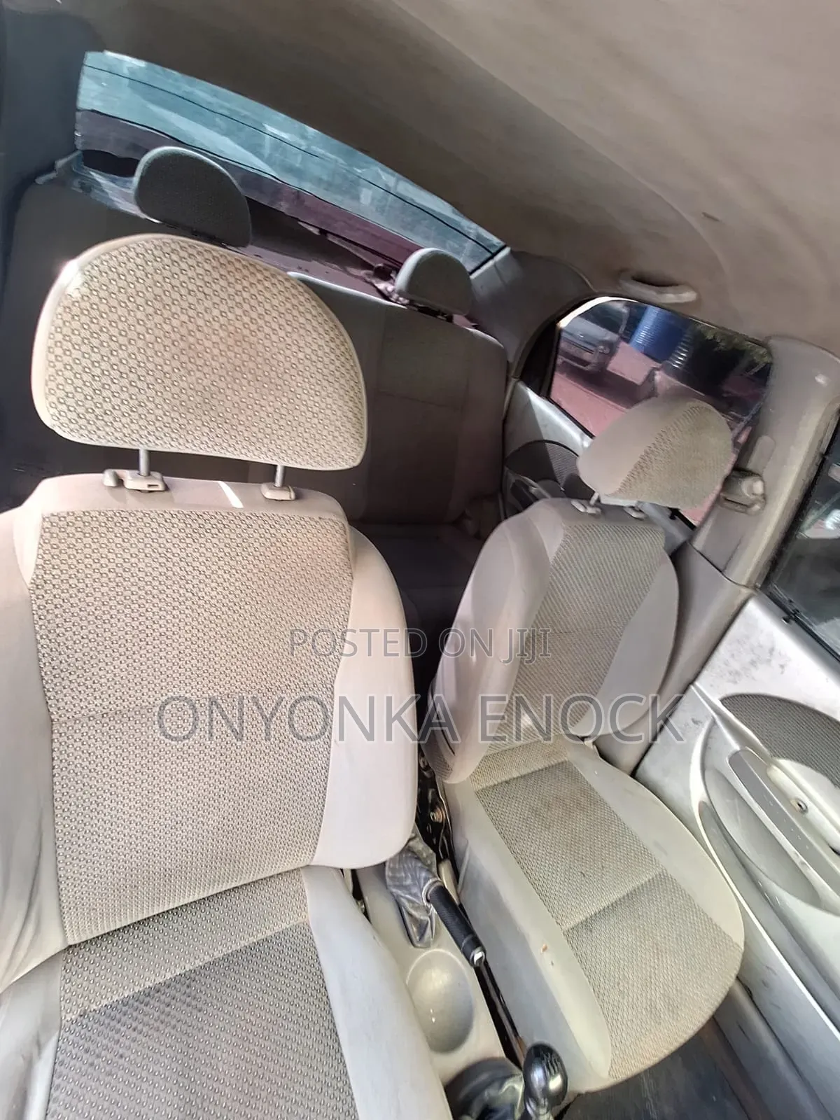Chevrolet Aveo Sedan 2004 Silver