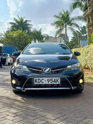Toyota Auris 2014 Black