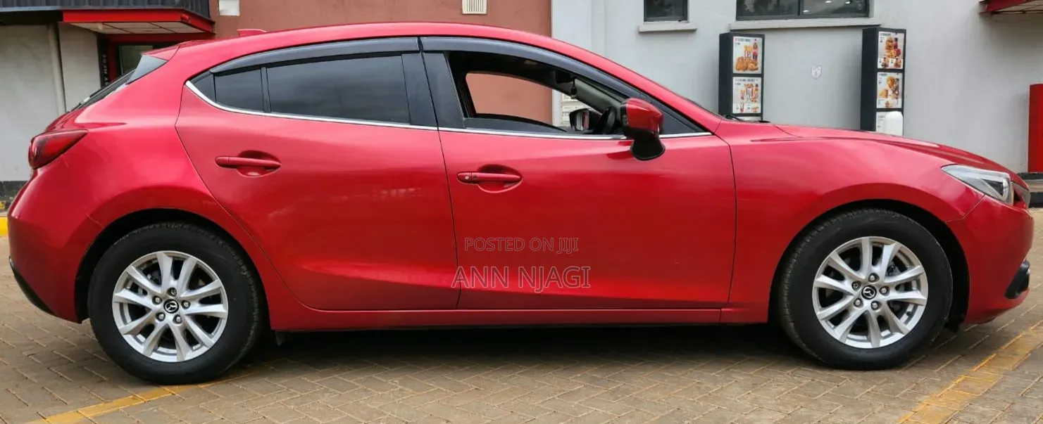 Mazda Axela 2015 Red