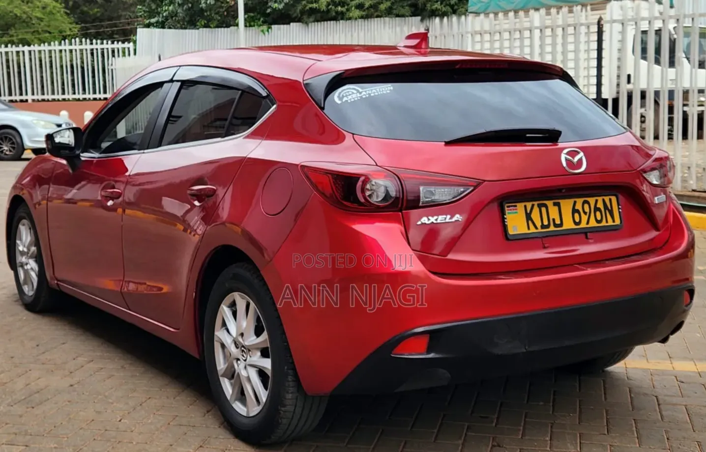 Mazda Axela 2015 Red