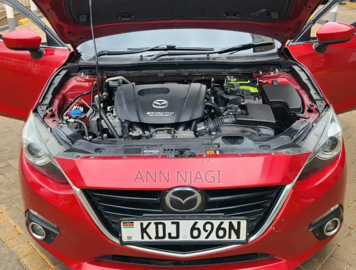 Mazda Axela 2015 Red