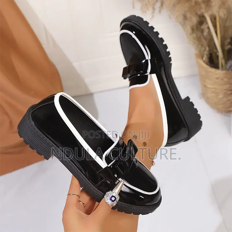 Women Glossy (Wetlook) Chunky Loafers