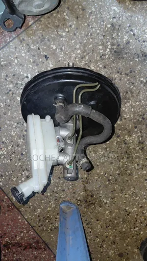 Nissan Tiida Brake Booster and Master Cylinder