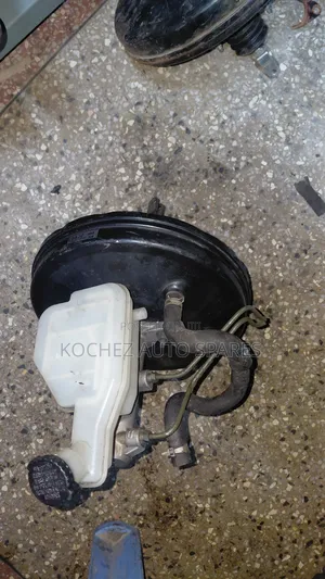 Nissan Tiida Brake Booster and Master Cylinder