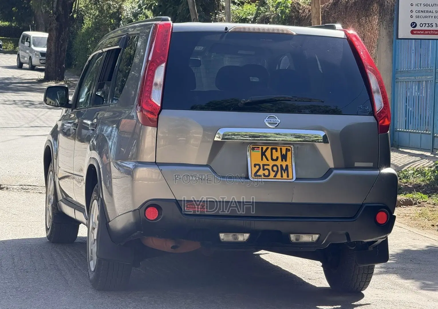 Nissan X-Trail 2012 Gray