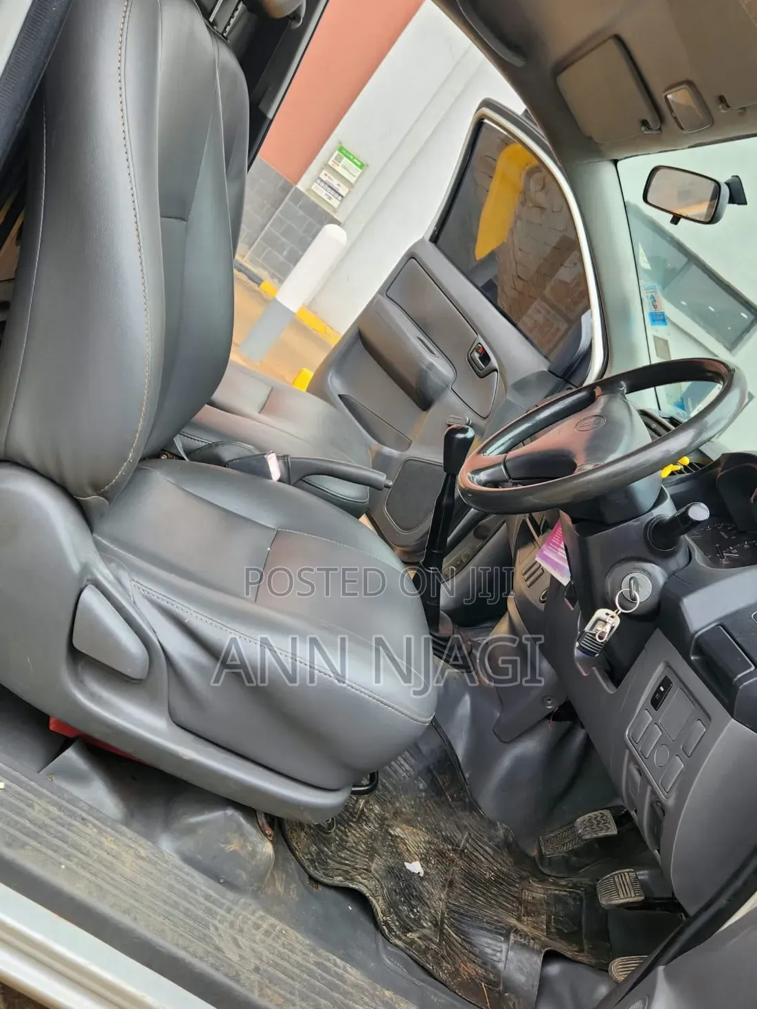 Toyota Hilux 2012 Silver