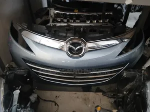 Mazda Biante Nosecut