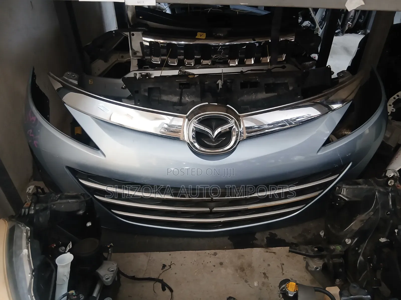 Mazda Biante Nosecut