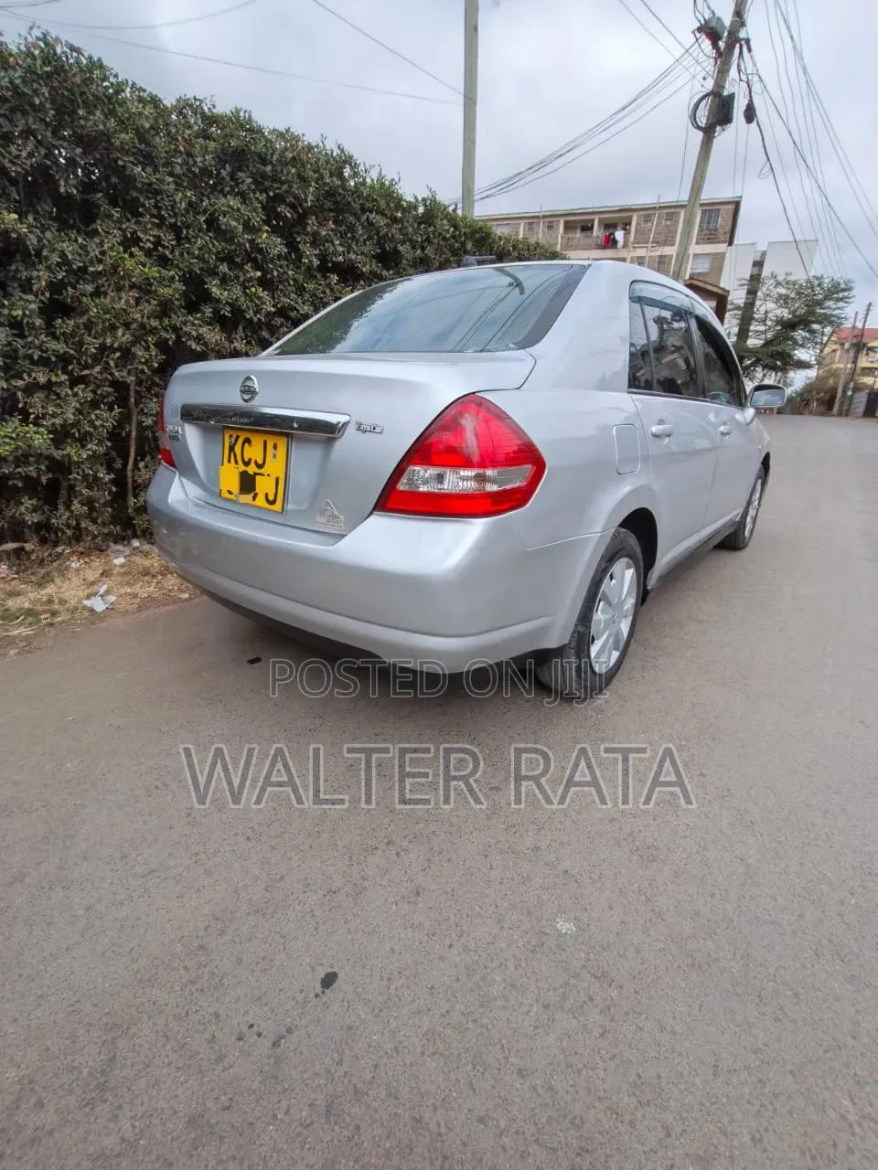 Nissan Tiida 2009 Silver