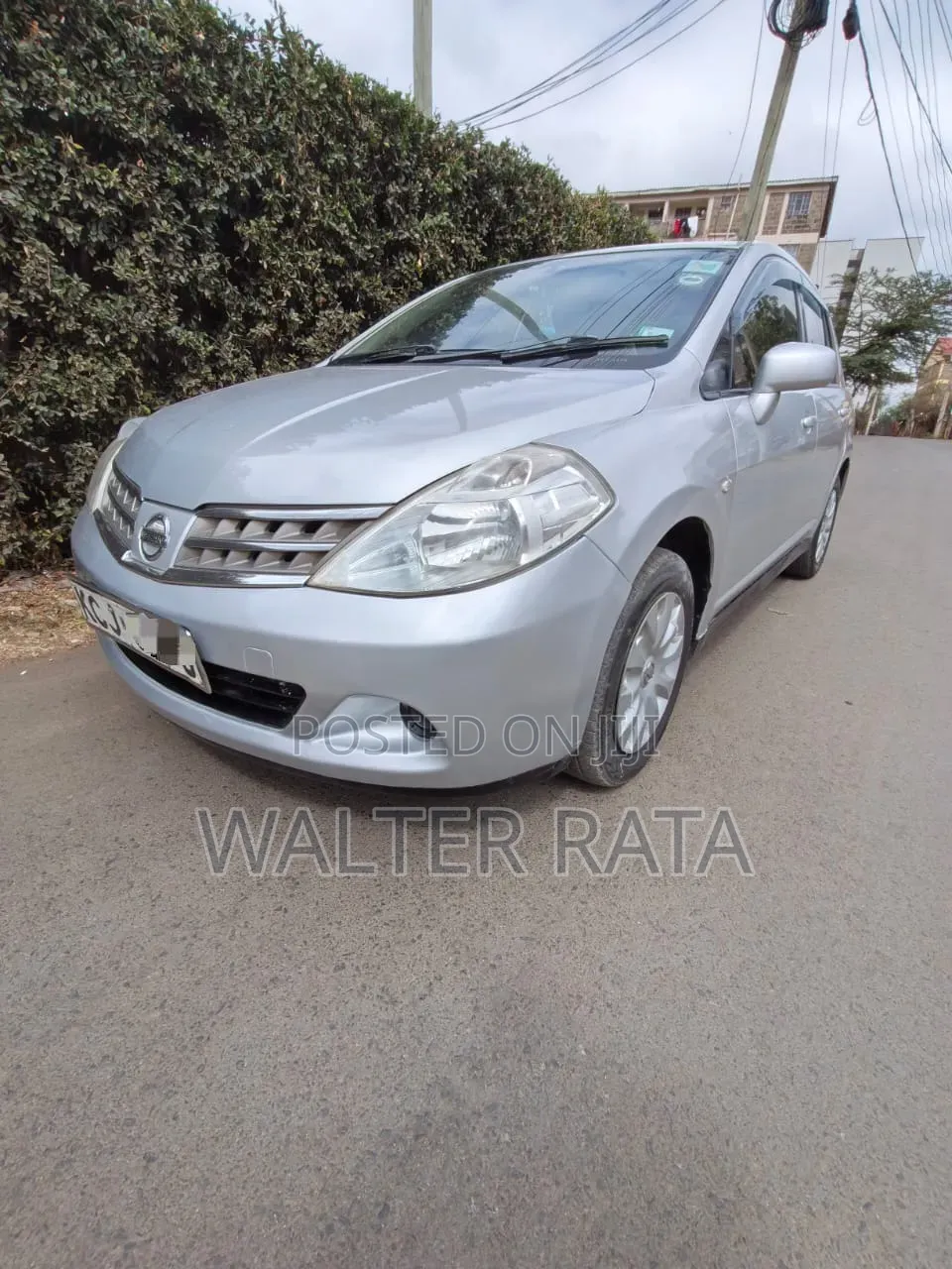 Nissan Tiida 2009 Silver