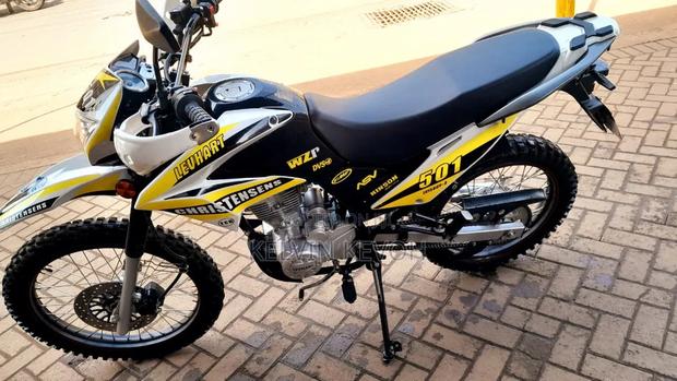 Levhart 150cc 2022 White - main view