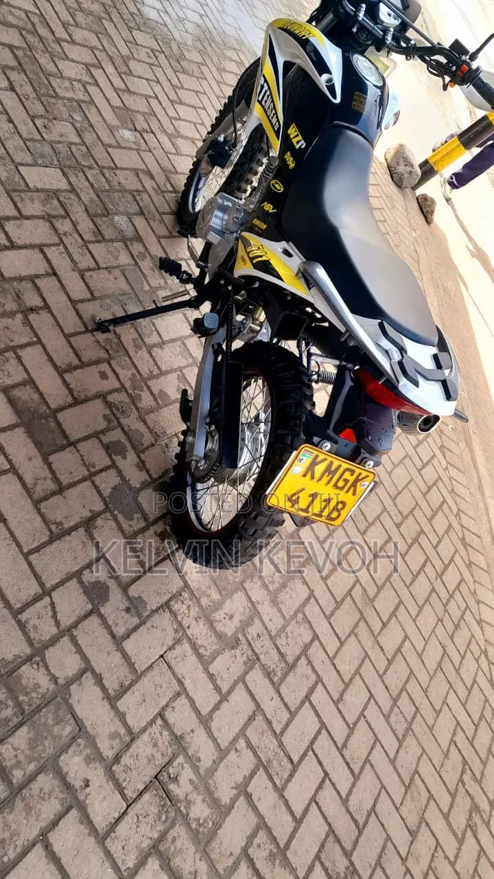 Levhart 150cc 2022 White
