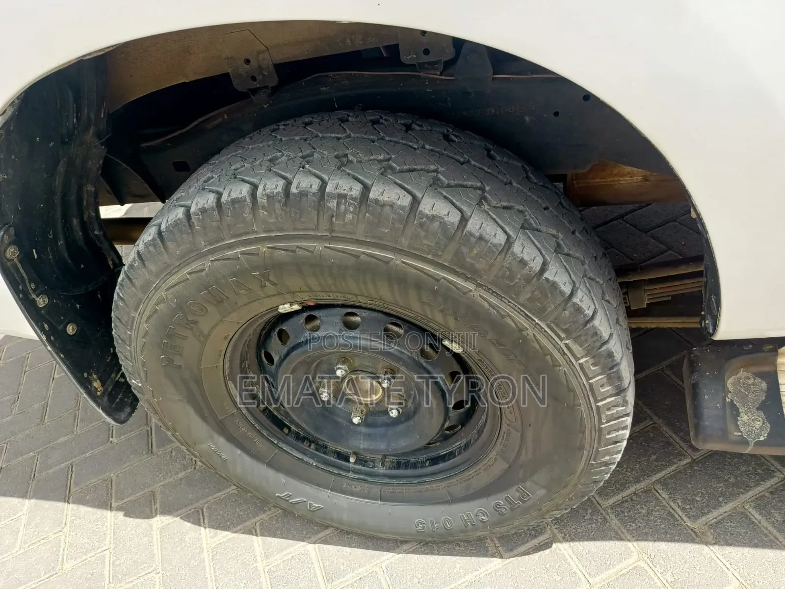 Toyota Hilux SR HI-RIDER 2015 White
