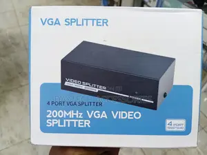 4-Port VGA Splitter 200MHz High-Resolution Output.