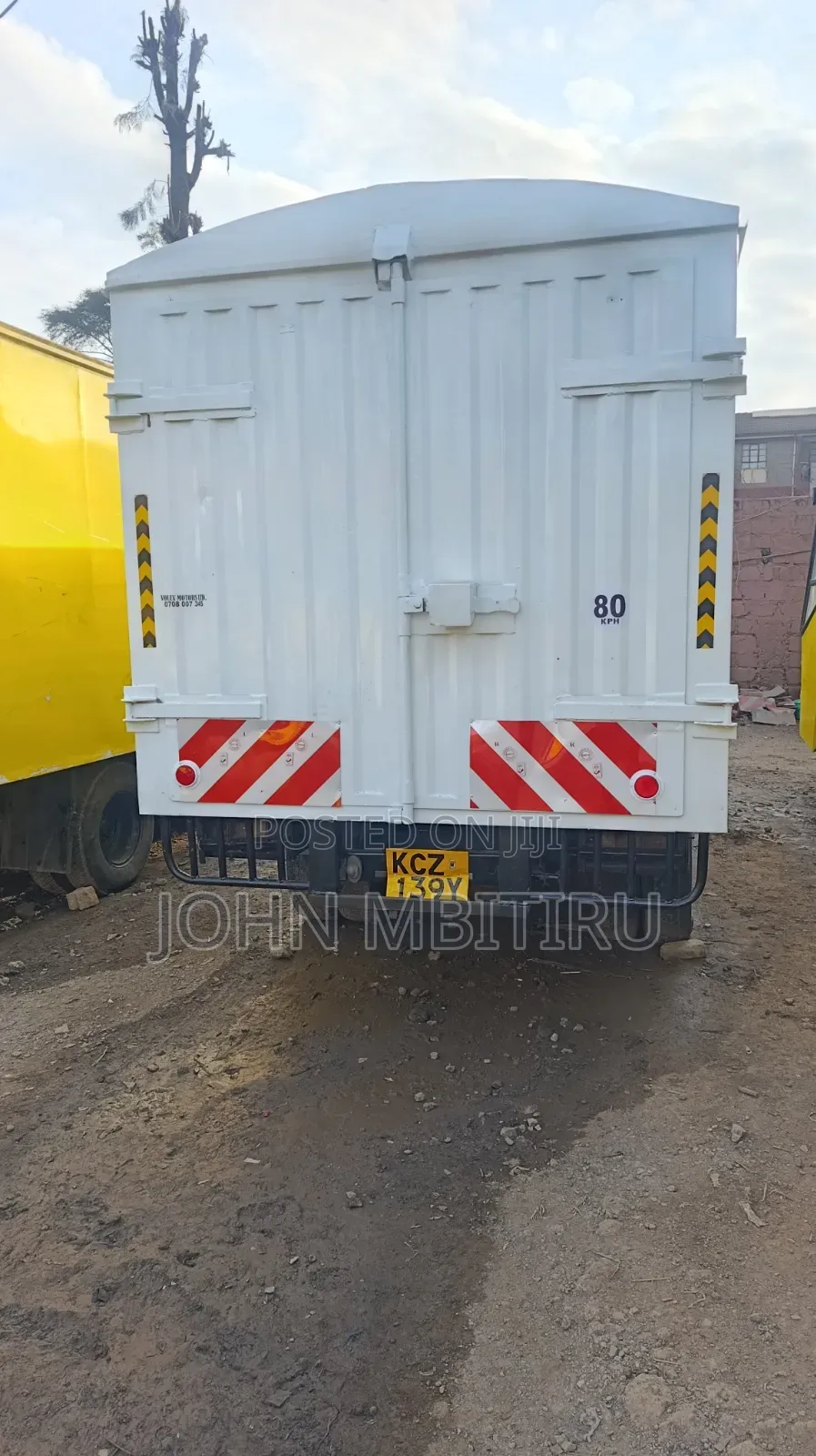 Mitsubishi Canter