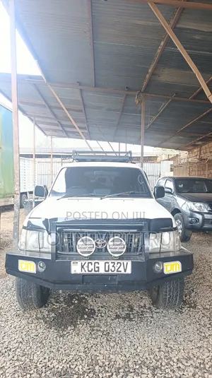 Toyota Land Cruiser Prado 2003 White