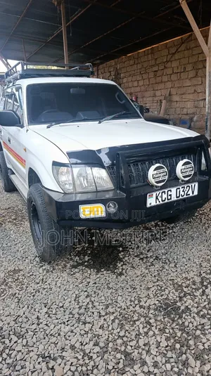 Toyota Land Cruiser Prado 2003 White