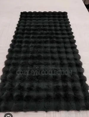 Fur Bedside Mats Bubble Textured