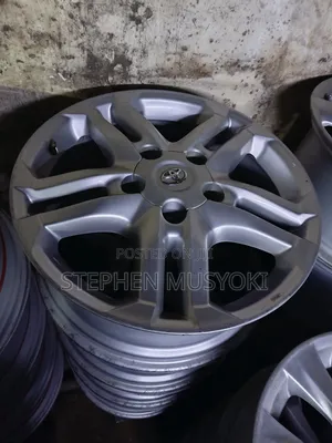 Toyota Landcruiser V8 Sahara 20inch Rims