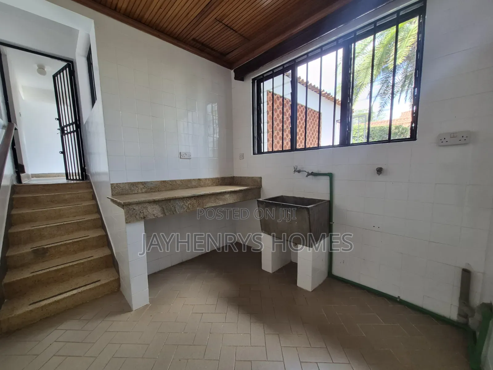 5bdrm House in Runda for rent