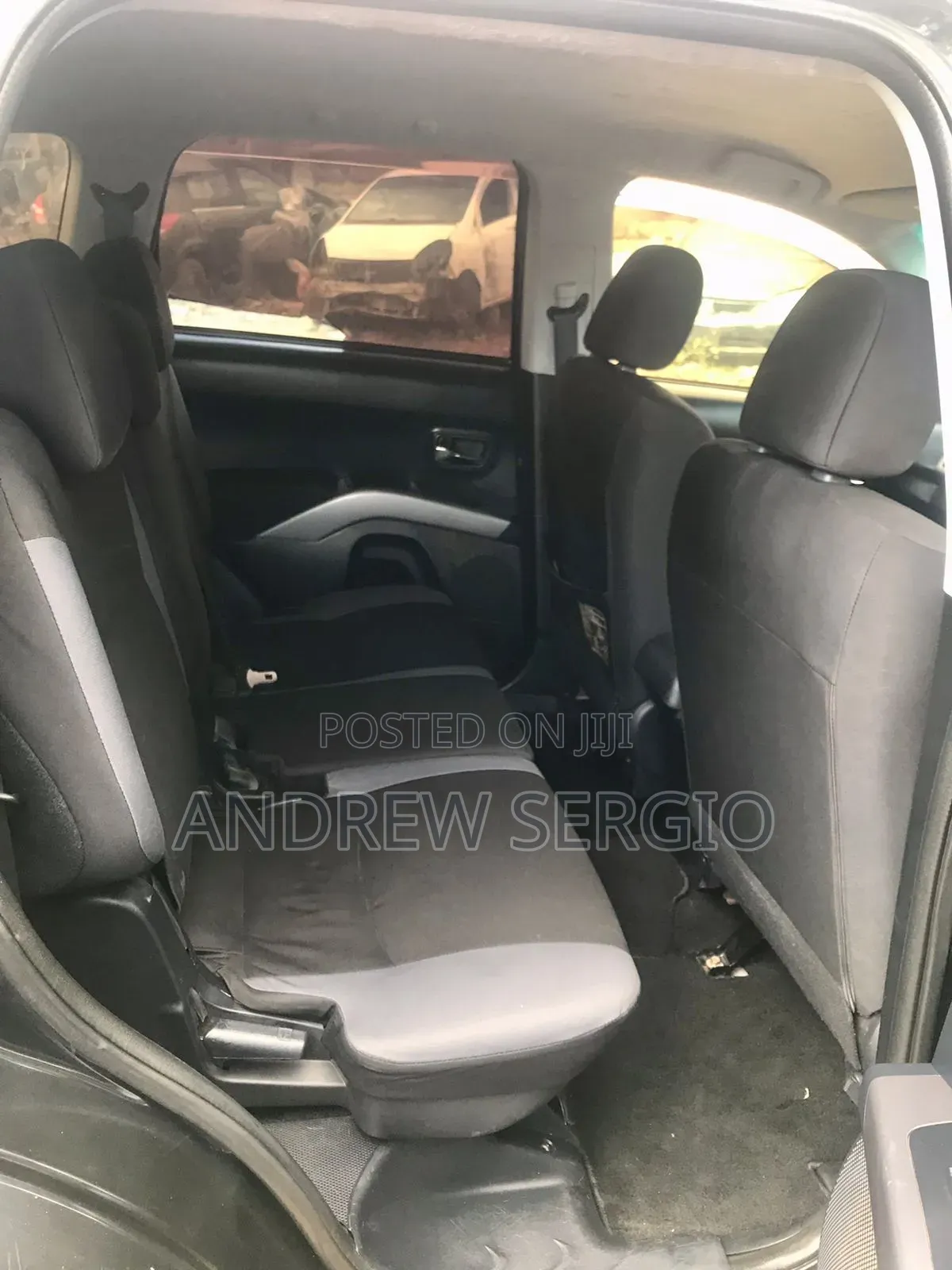 Mitsubishi Outlander 2010 Black