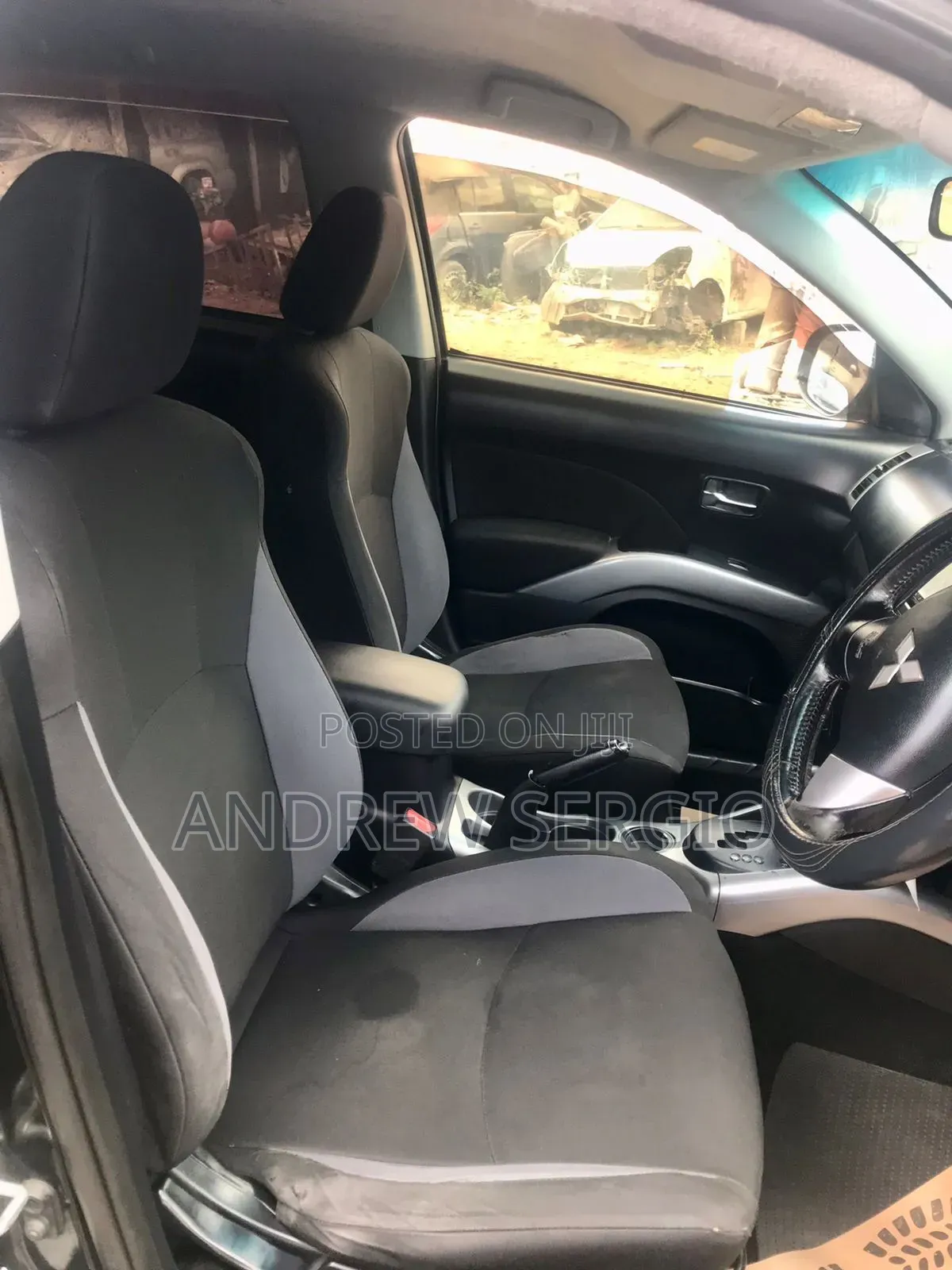 Mitsubishi Outlander 2010 Black