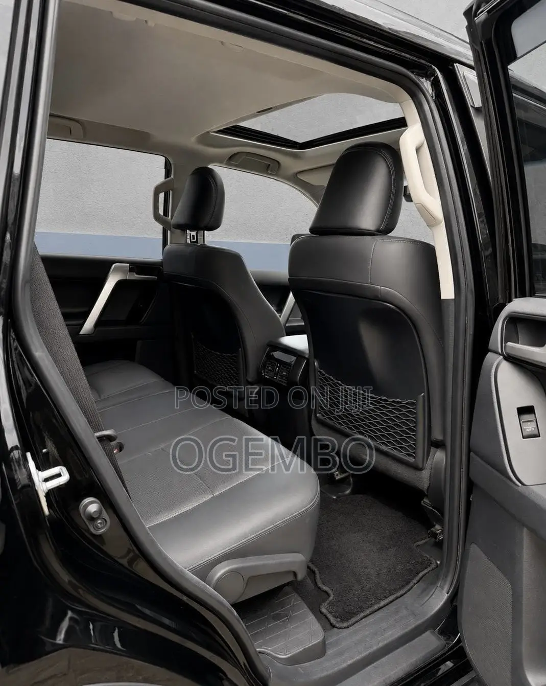 Toyota Land Cruiser Prado 2.8 2021 Black