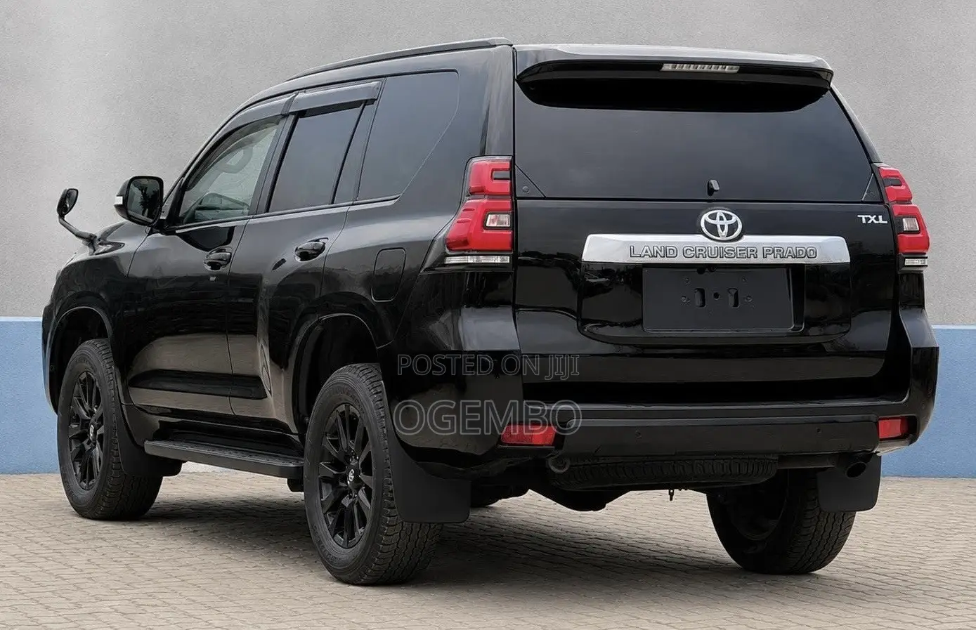 Toyota Land Cruiser Prado 2.8 2021 Black