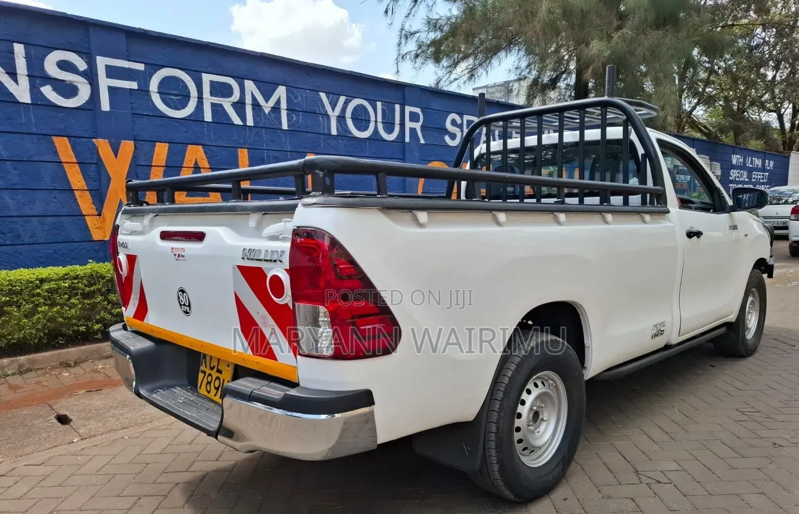 Toyota Hilux 2017 White