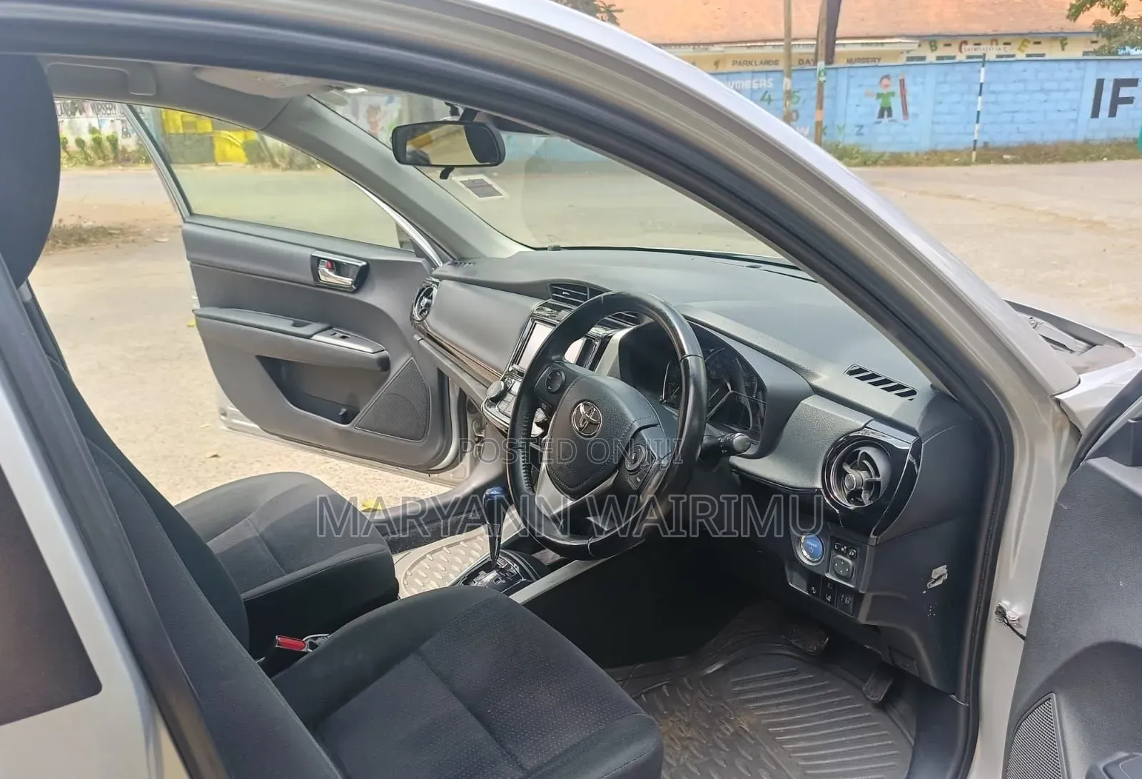 Toyota Corolla Fielder 2019 Silver