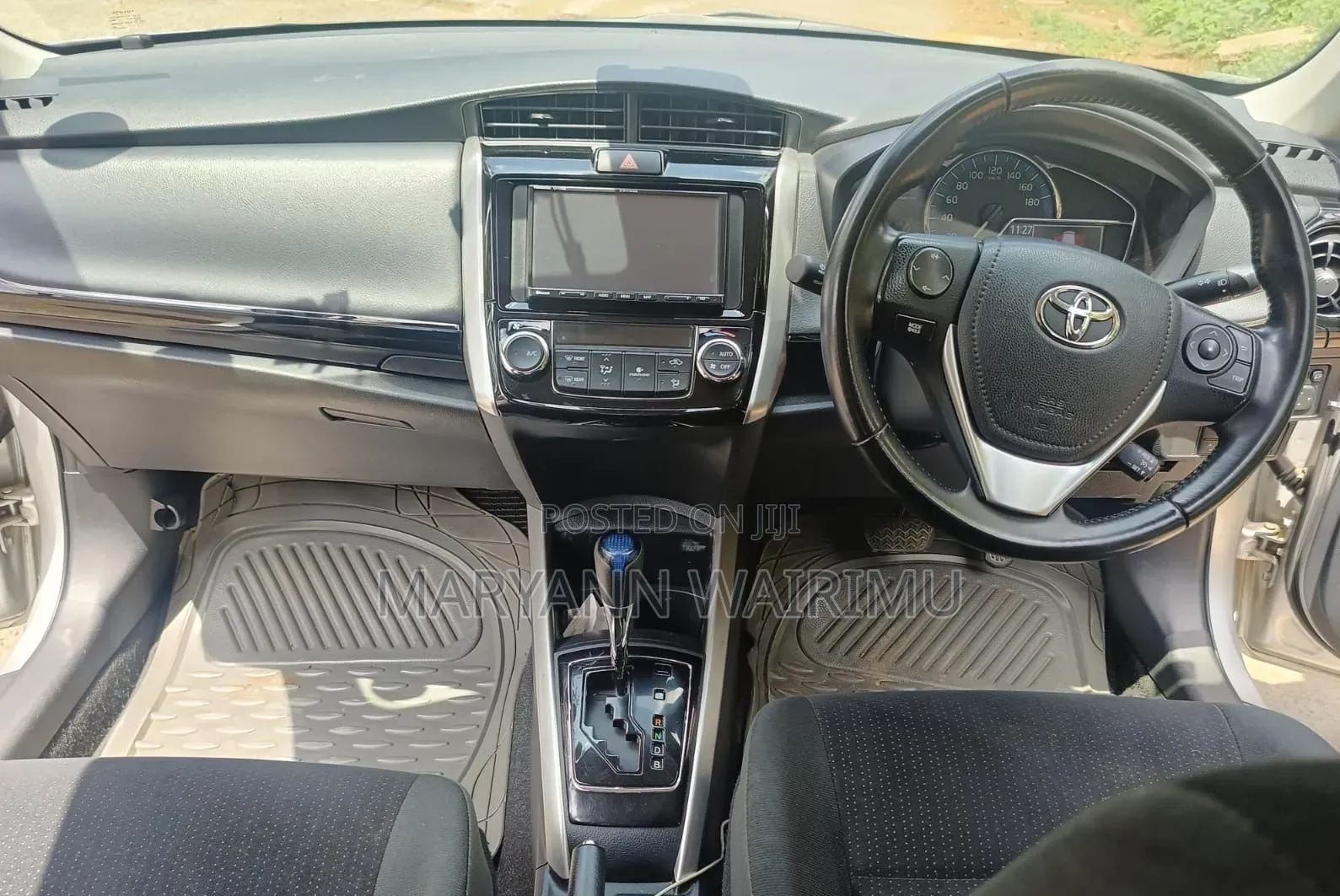 Toyota Corolla Fielder 2019 Silver