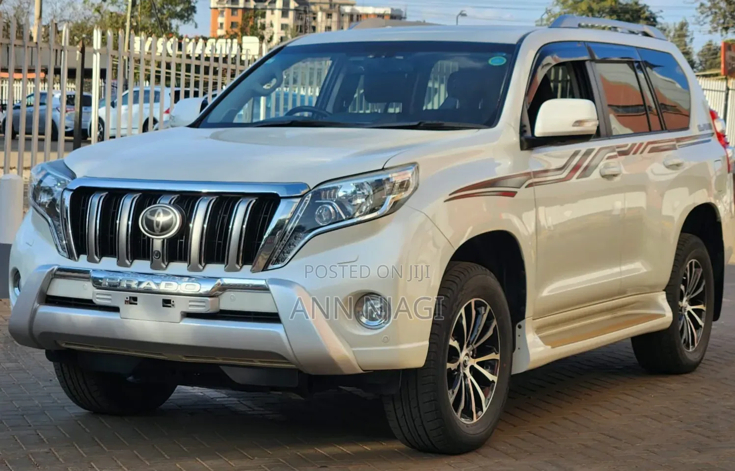Toyota Land Cruiser Prado 2.8 2017 Pearl