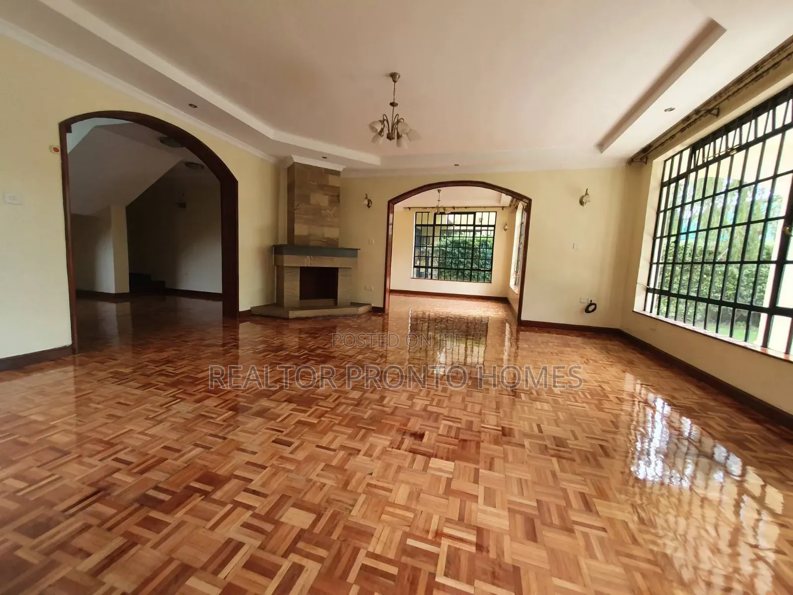4bdrm Townhouse / Terrace in Lavington, Muthangari for rent
